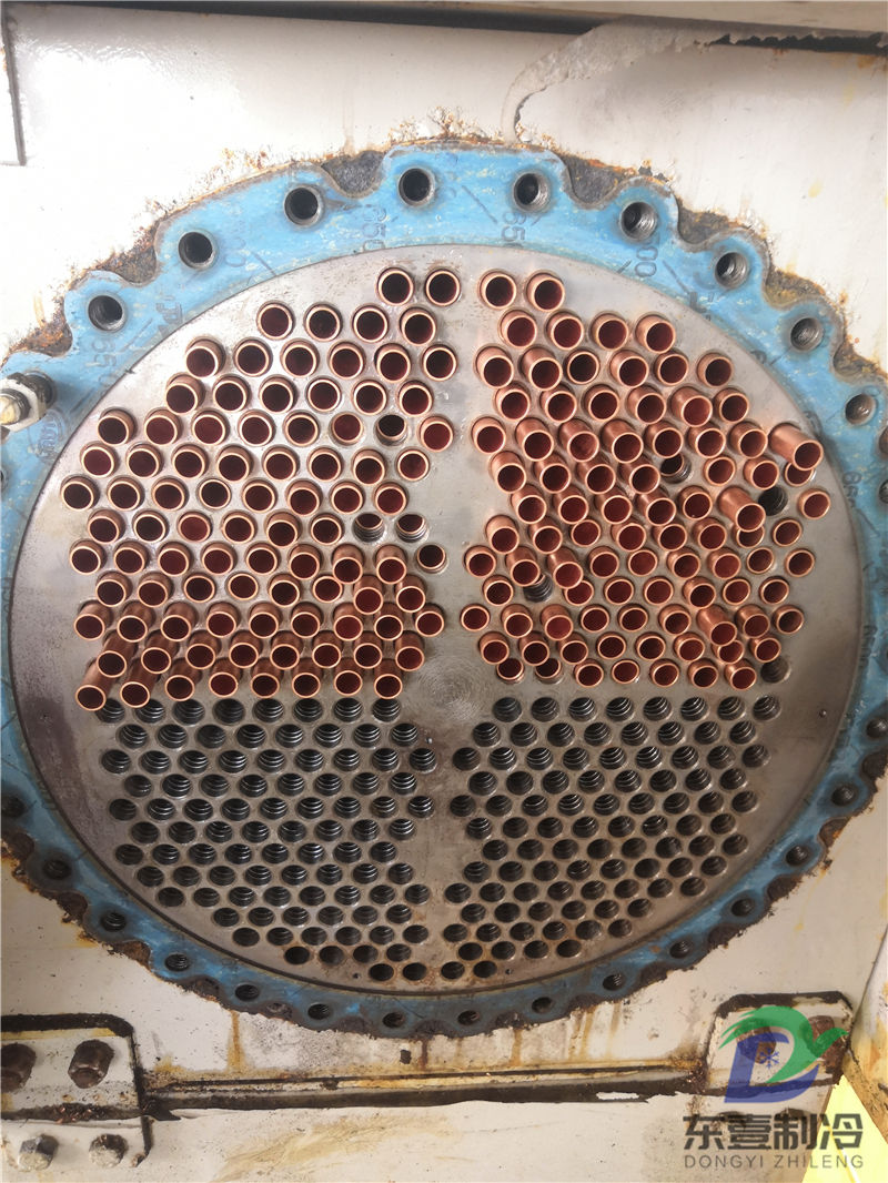 螺桿式冷水機(jī)組冷凝器銅管更換